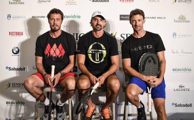 Marat Safin, Goran Ivanisevic y Juan Carlos Ferrero, ayer en la presentación. 