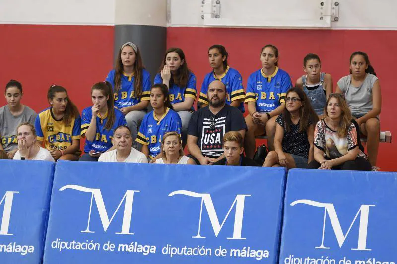 El Raca Granada se lleva el I Torneo Costa del Sol femenino 