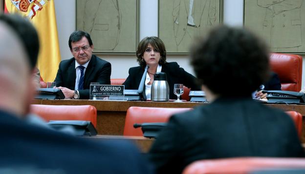 La ministra Dolores Delgado, en un momento de su comparecencia ante la Comisión de Justicia del Congreso. :: Zipi / efe