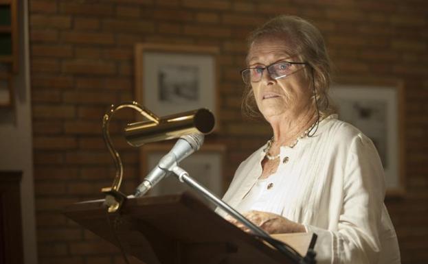 María Victoria Atencia en la capilla de San Jorge