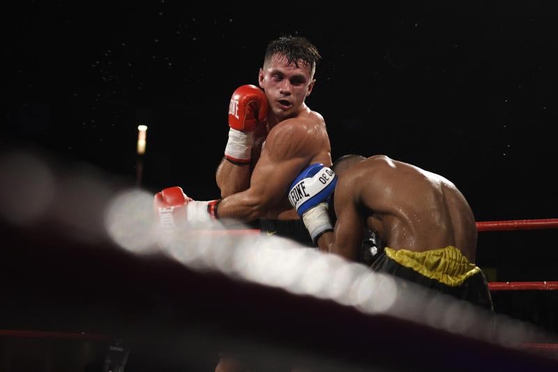 Ronny Alexander «El llanero» Landaeta vence a Anatoli Hunanyan y se proclama campeón de la Unión Europea del peso supermedio