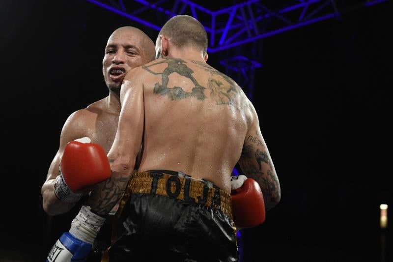 Ronny Alexander «El llanero» Landaeta vence a Anatoli Hunanyan y se proclama campeón de la Unión Europea del peso supermedio