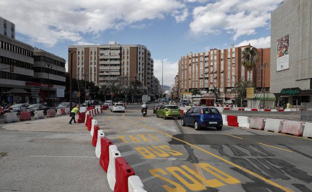 Cambios en los desvíos de tráfico junto a El Corte Inglés. 