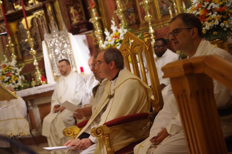 Este histórico acontecimiento ha llenado la ciudad de fieles llegados desde diferentes puntos. Vigilia en el Sagrado Corazón previa a la beatificación del padre Tiburcio Arnaiz