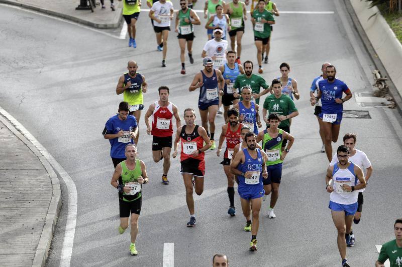 Más de 18.000 personas corrieron por las calles de Málaga en la 40 edición de esta tradicional prueba popular