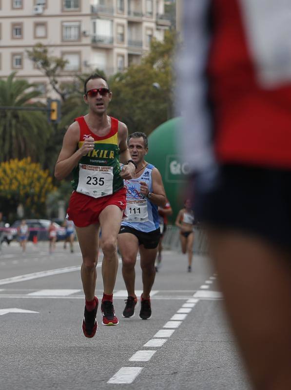 Más de 18.000 personas corrieron por las calles de Málaga en la 40 edición de esta tradicional prueba popular