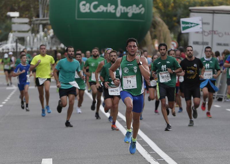 Más de 18.000 personas corrieron por las calles de Málaga en la 40 edición de esta tradicional prueba popular