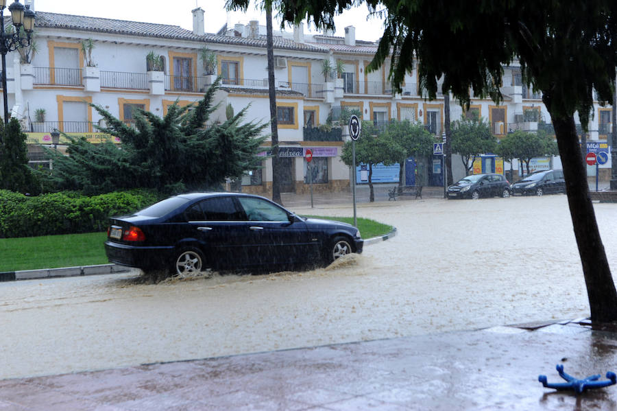 Calles anegadas en Estepona