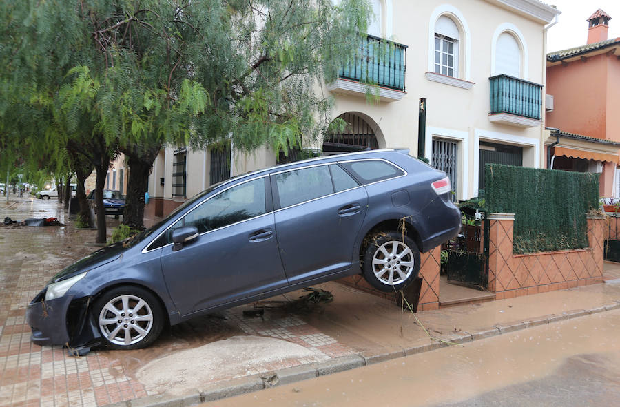 Bobadilla, Campillos, Teba, Casarabonela, Ardales y Estepona se llevan lo peor de la alerta roja que ha dejado registros históricos