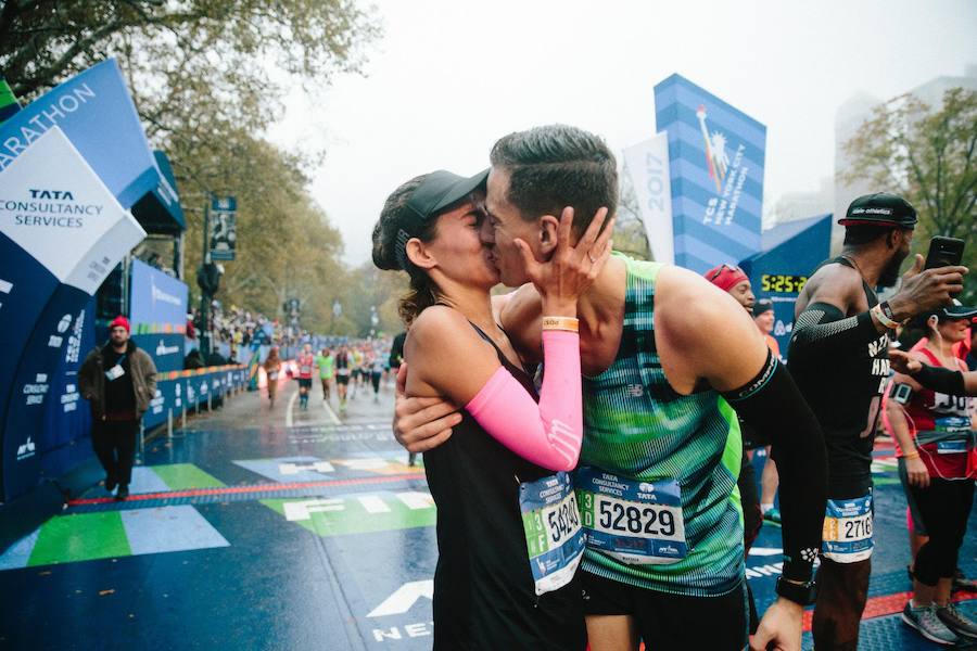 Fotos: Así pidió matrimonio a su novia tras correr la Maratón de Nueva York