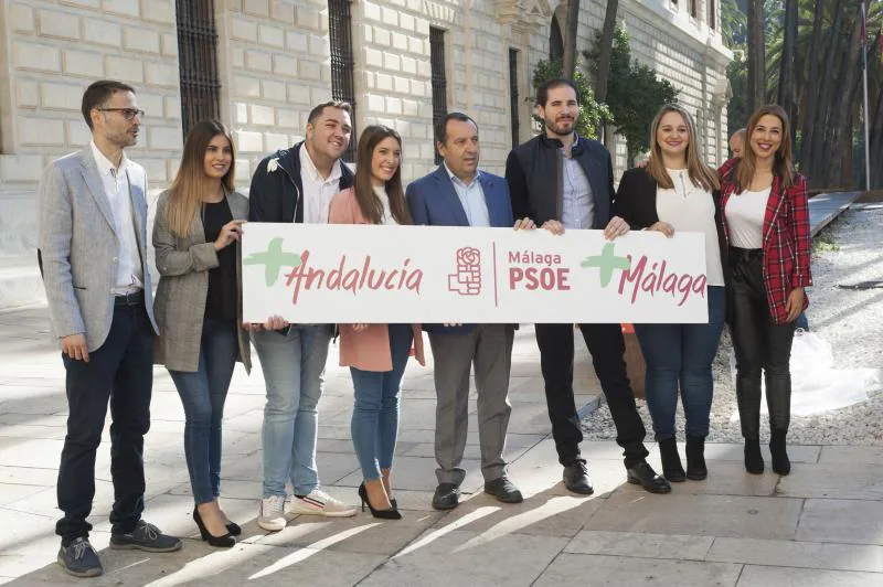 El acto del cabeza de lista del PSOE por Málaga para los comicios andaluces ha tenido lugar en calle Alcazabilla