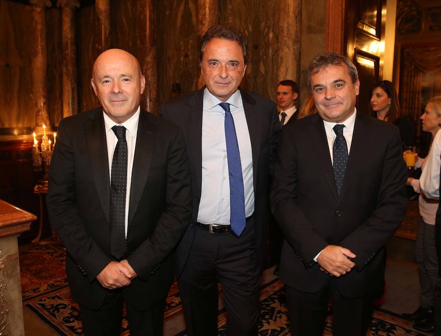 La cena organizada por Prensa Malagueña en la WTM SUR reúne a los máximos responsables del turismo nacional, regional y local en un mismo foro