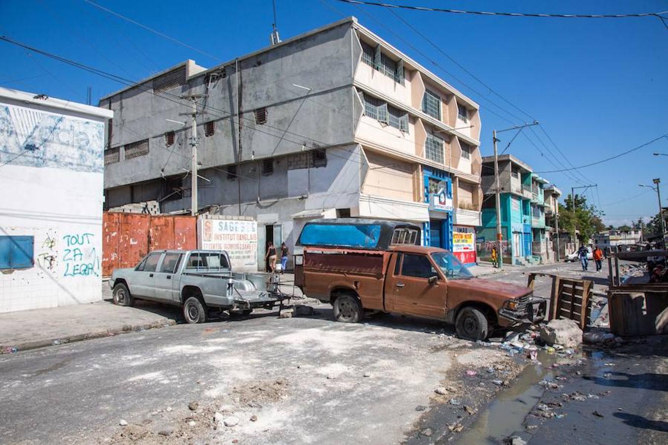 Al menos seis personas han fallecido en una revuelta contra la corrupción que va ya por su segundo día