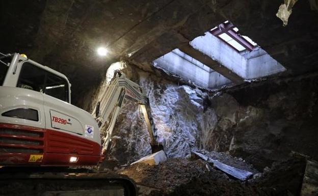 Los trabajos del túnel subterráneo del metro en El Corte Inglés completan la primera fase