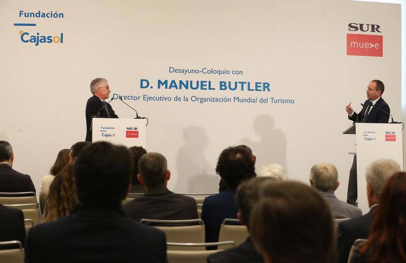 El director ejecutivo advierte en un Foro SUR de que la demanda seguirá creciendo y las ciudades tendrán que «acostumbrarse a sobrevivir con el llamado 'sobreturismo'»