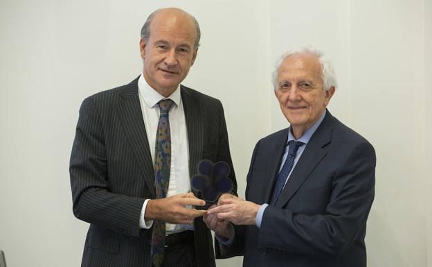 Rafael Ramonet (dcha.), presidente del Grupo Prestomedia y Antonio García del Riego, director of European Corporate Affairs en Bruselas.