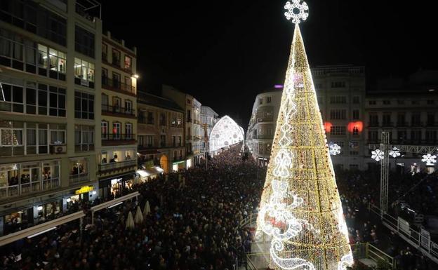 Galería. Así es la iluminación de Navidad en Málaga. 