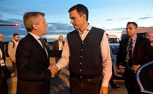 El presidente del Gobierno, Pedro Sánchez, a su llegada a Buenos Aires para asistir a la cumbre del G-20.