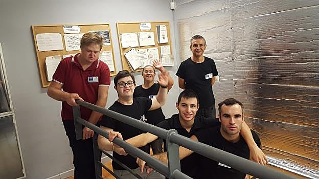 Un grupo en las instalaciones de Sprinter Marbella. :: sur