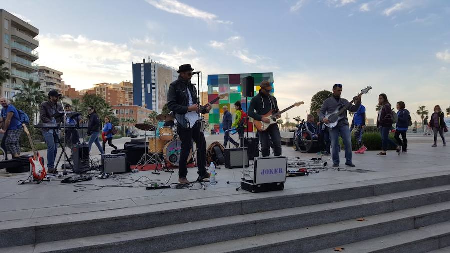 Unos 5.000 corredores participan en la novena edición de esta competición que este año tiene como novedad una prueba de 21 kilómetros