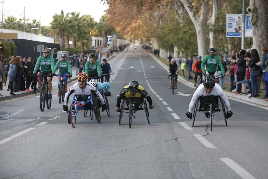 Unos 5.000 corredores participan en la novena edición de esta competición que este año tiene como novedad una prueba de 21 kilómetros