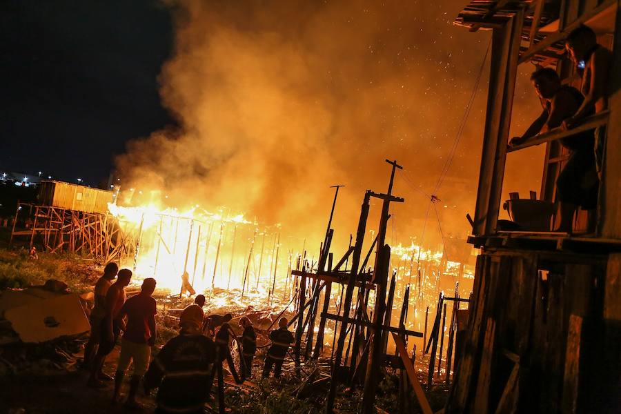 Las instantáneas más destacadas del fuego que ha arrasado a esta ciudad brasileña