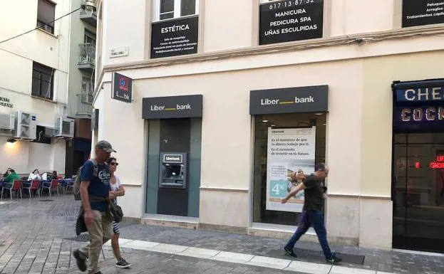 Oficina de Liberbank en la calle Méndez Nuñez.