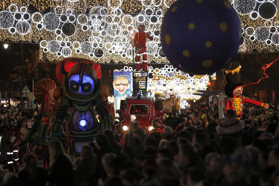 Fotos: Las mejores imágenes de la Cabalgata de los Reyes Magos de Málaga 2019