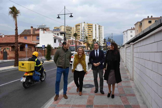 Sánchez, Mula, Bendodo y Mata, ayer durante su visita al bulevar Clemente Díaz. 