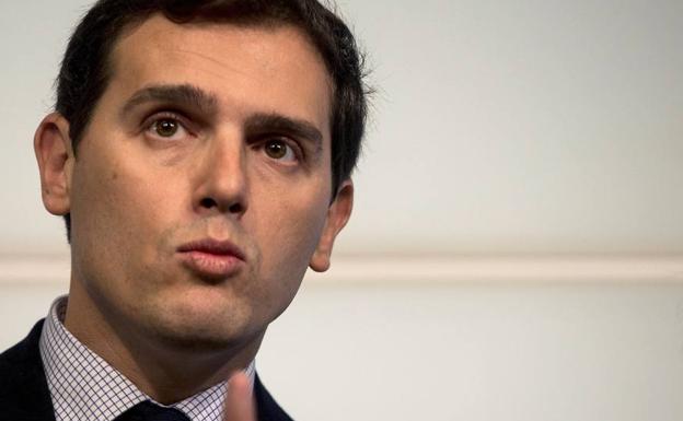 Albert Rivera: «Día histórico: 40 años después, habrá cambio en Andalucía»