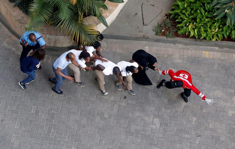 El ataque contra un hotel de lujo en Nairobi, producido este martes, ha dejado al menos 5 muertos y 30 heridos