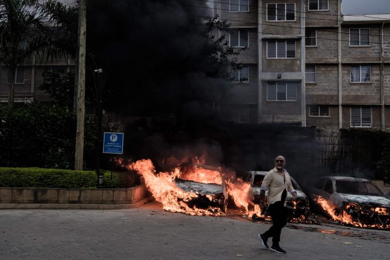 El ataque contra un hotel de lujo en Nairobi, producido este martes, ha dejado al menos 5 muertos y 30 heridos