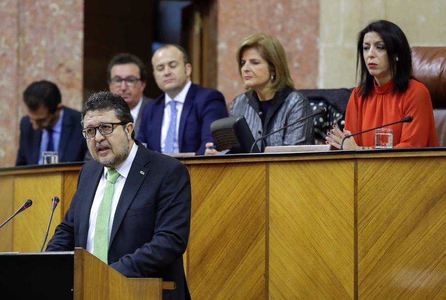 Intervención del líder de Vox en Andalucía, Francisco Serrano, en el Parlamento de Andalucía 