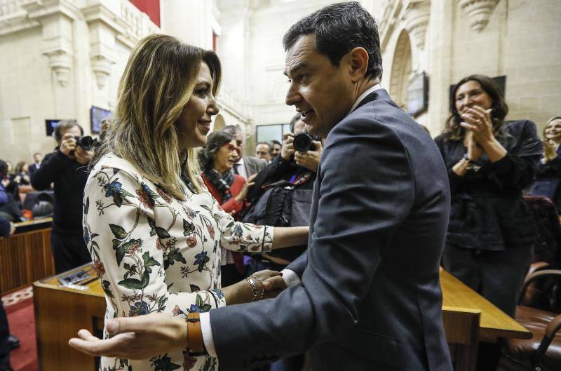 El dirigente popular obtiene mayoría absoluta en la votación en el Parlamento 