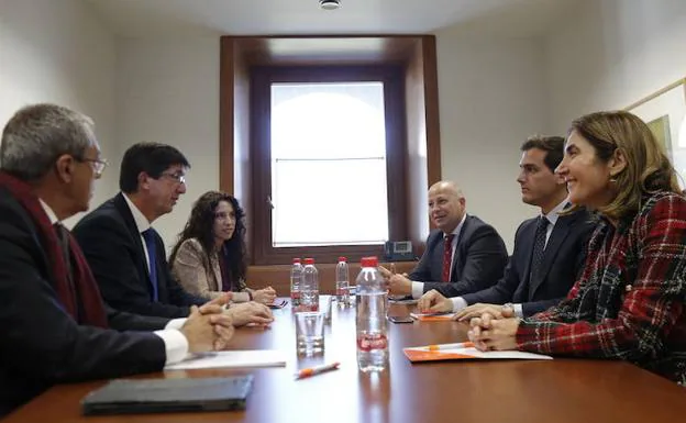 El presidente de Ciudadanos, Albert Rivera, se reúne con los consejeros de Cs del nuevo Gobierno de la Junta