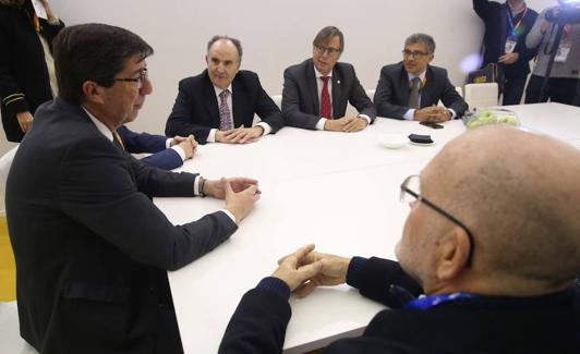 Marín, en el primer encuentro con la Mesa del Turismo. 