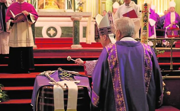 Un momento de la ceremonia religiosa. 