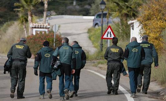 Agentes del GREIM de la Guardia Civil. 