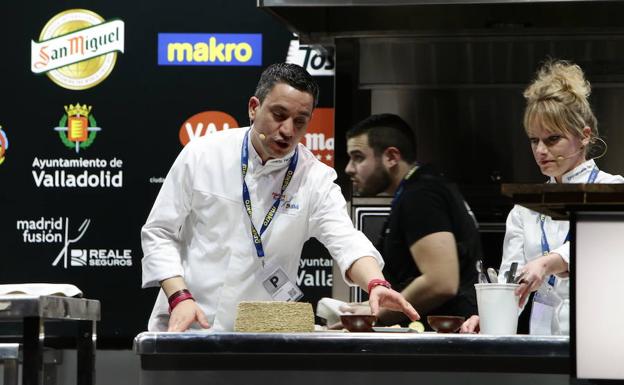 Emmanuelle Baron y Alberto Ferruz durante su ponencia en Madrid Fusión.