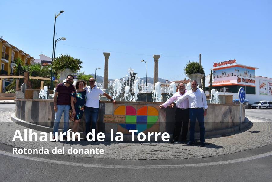 Un rinoceronte, una familia de elefantes, una pirámide, estructuras metálicas de lo más diverso y hasta un homenaje al Seat 600. Estas son algunas de las rotondas más singulares y extravagantes que pueden encontrarse en la provincia de Málaga