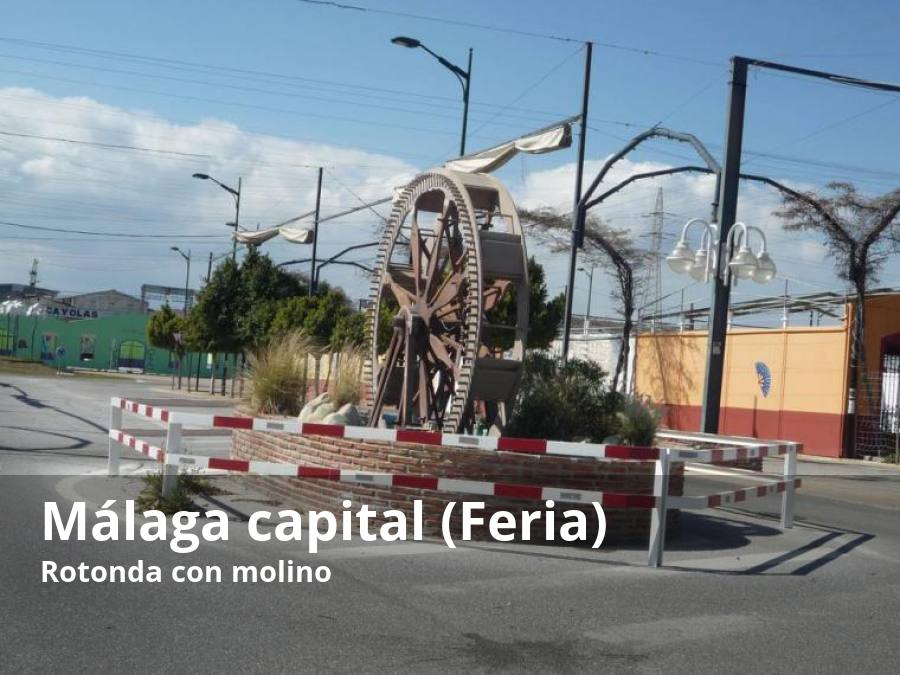 Un rinoceronte, una familia de elefantes, una pirámide, estructuras metálicas de lo más diverso y hasta un homenaje al Seat 600. Estas son algunas de las rotondas más singulares y extravagantes que pueden encontrarse en la provincia de Málaga
