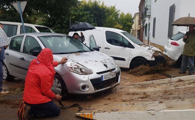 Salado promete paquetes de ayuda de la Diputación a los municipios que se inundaron