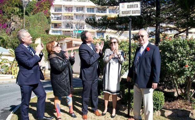 Descubrimiento de la calle dedicada a Margarita Horn, la semana pasada. 