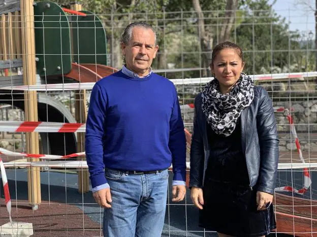 Juan Antonio Carrasco y Laura Moreno, ediles del PSOE.