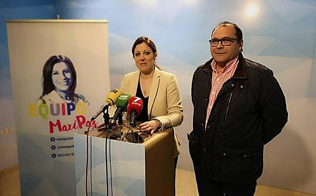 Martínez y el edil Juan de Dios Barba. 