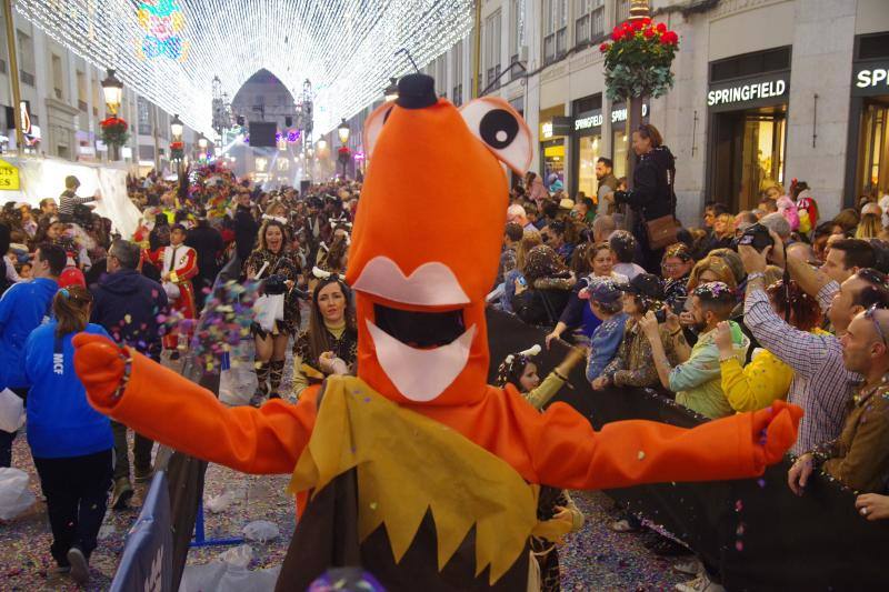 El Centro acoge el pasacalles de los Dioses, la Batalla de las Flores y #yomedisfrazo 