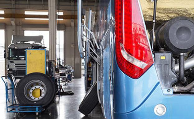 Los autobuses dedicados al transporte escolar deben pasar la ITV al menos una vez al año. 