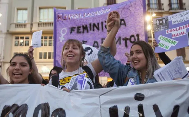 Los institutos de Málaga y la universidad, llamados a la huelga