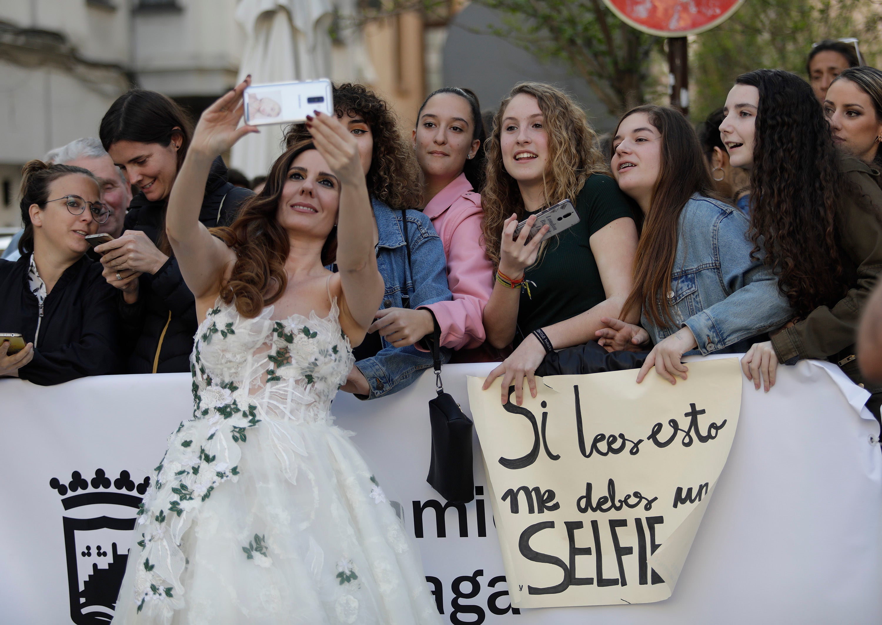 El cine en español se da cita estos días en Málaga. Así está siendo la alfombra del certamen.