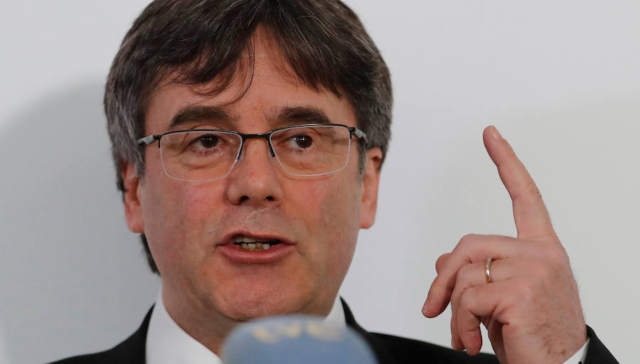 El Constitucional mantiene la suspensión de Puigdemont como diputado por su procesamiento